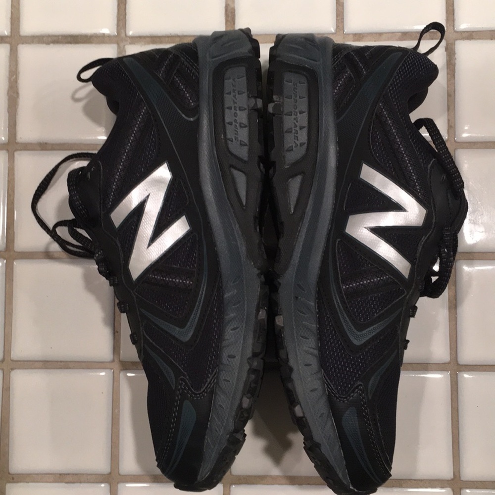 New balance 410v5 all terrain men’s shoes - Picture 2 of 8